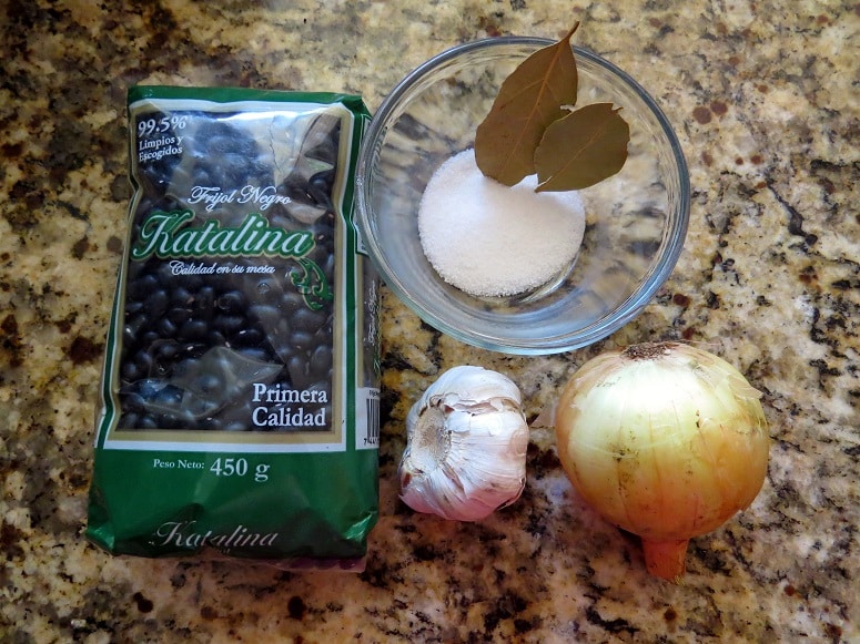 ingredients for slow cooking black beans Costa Rican style