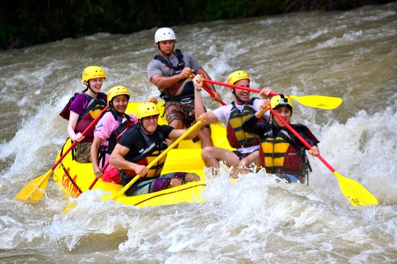 white water rafting Costa Rica Rio Pacuare 