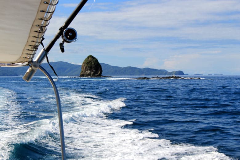 boating in playas del coco - fishing