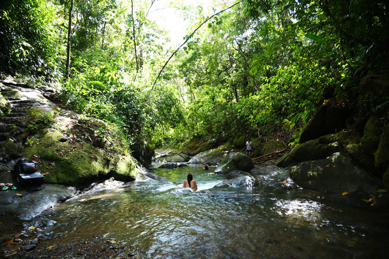 cascada el pavon river