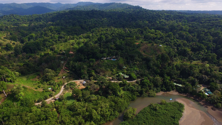 tranquilo lodge in drake bay