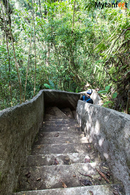 Step going down the toro waterfall