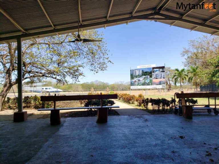 Flying San Jose to Tamarindo What the Local Flight is Like