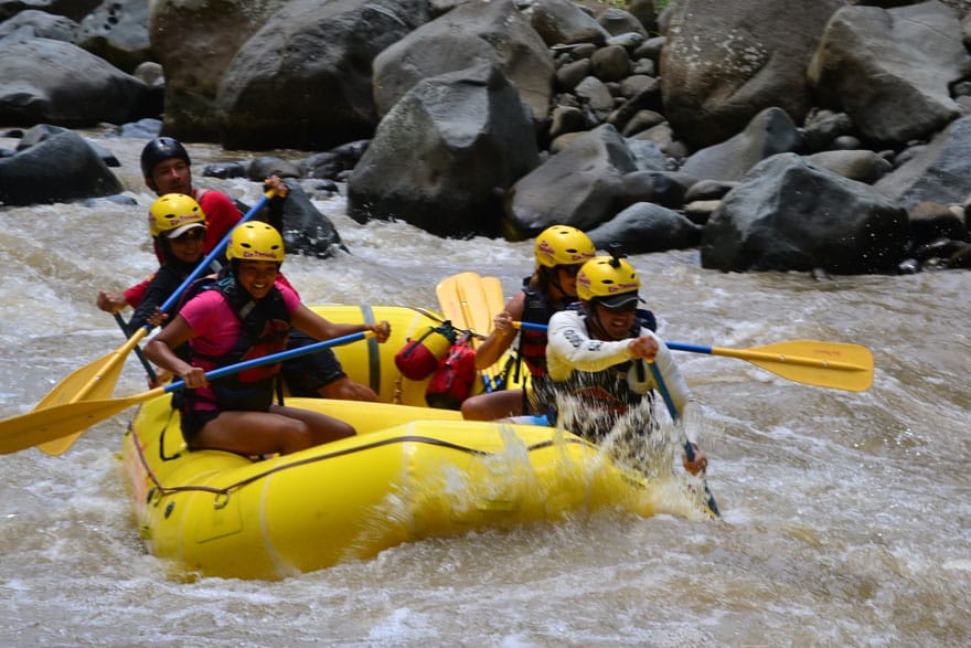  white water rafting rio pacuare