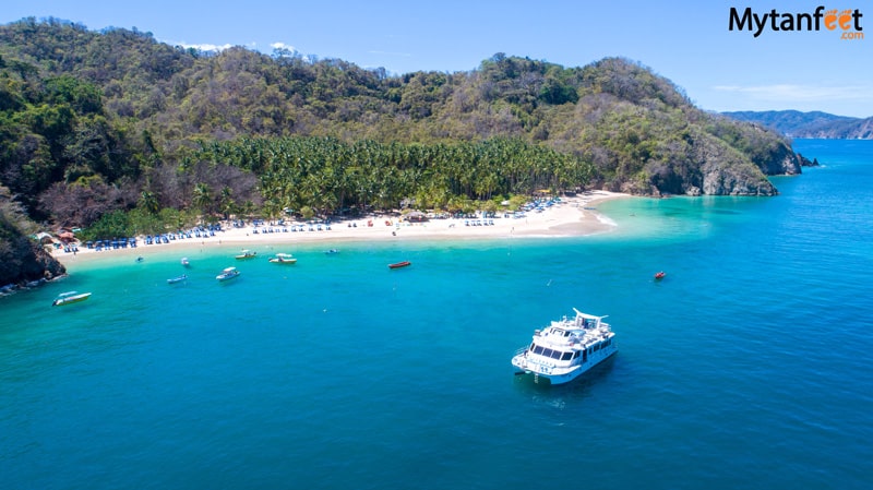 things to do in costa rica - Tortuga Island day cruise 