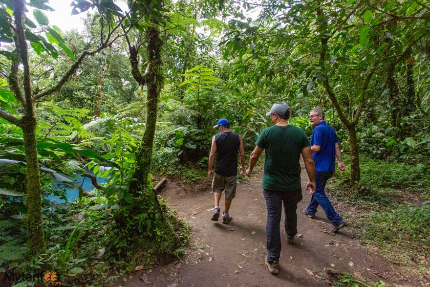 costa rica adventures - hiking