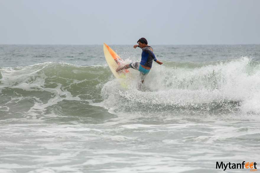 Playa Avellanas, Costa Rica surfing