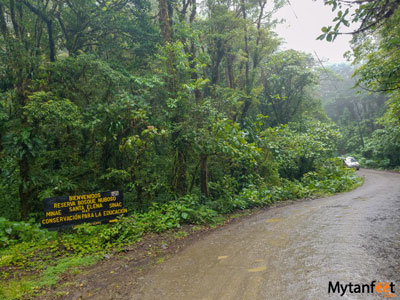 Road up to Santa elena Cloud Forest Reserve