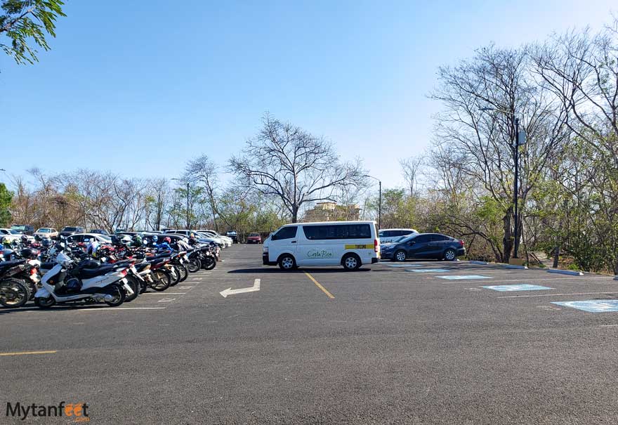Conchal Brasilito parking lot