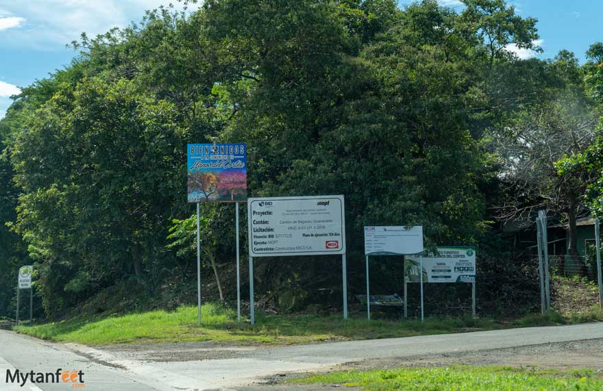 Cortes waterfall entrance