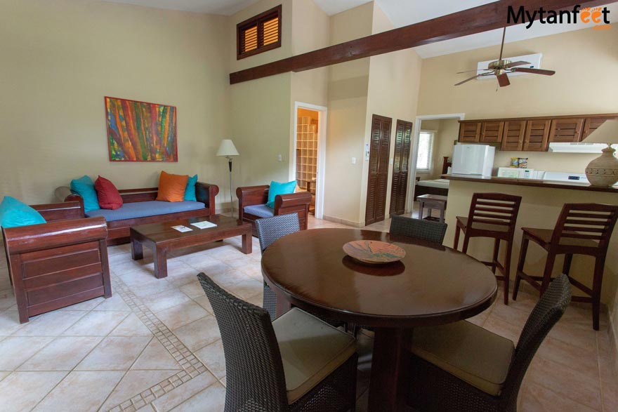 Bahia del Sol suite living room