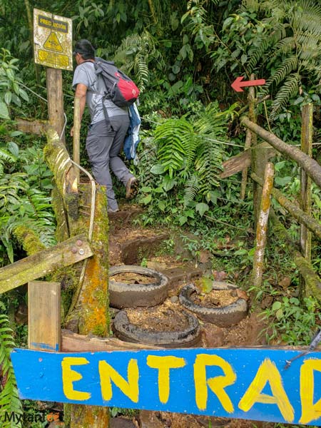 Catarata Rio Agrio entrance