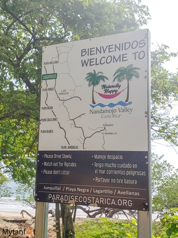 Playa Lagartillo sign