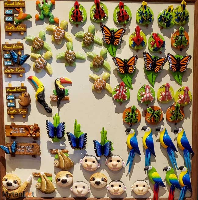 Costa Rican souvenirs magnets