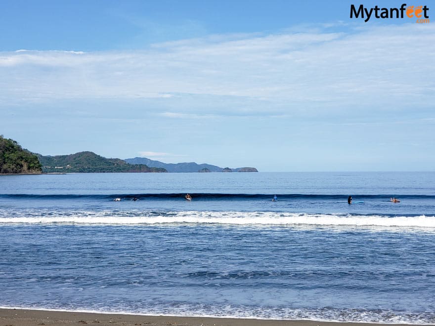 Playa Iguanita surfing