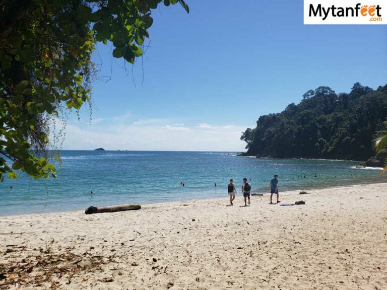 Christmas in Costa Rica: What to Expect For Your Winter Holiday
