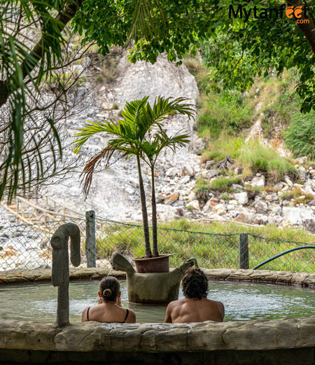 miravalles volcano hot springs