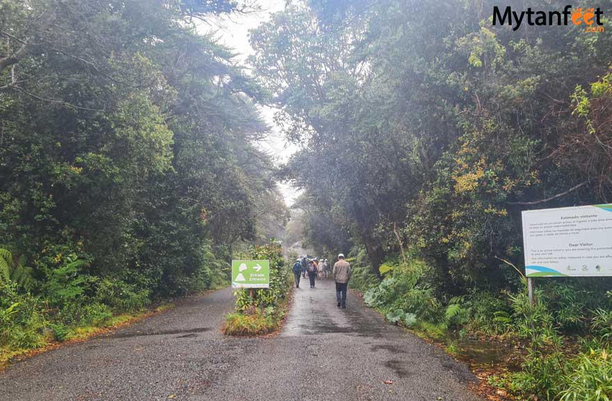 poas volcano national park entrance