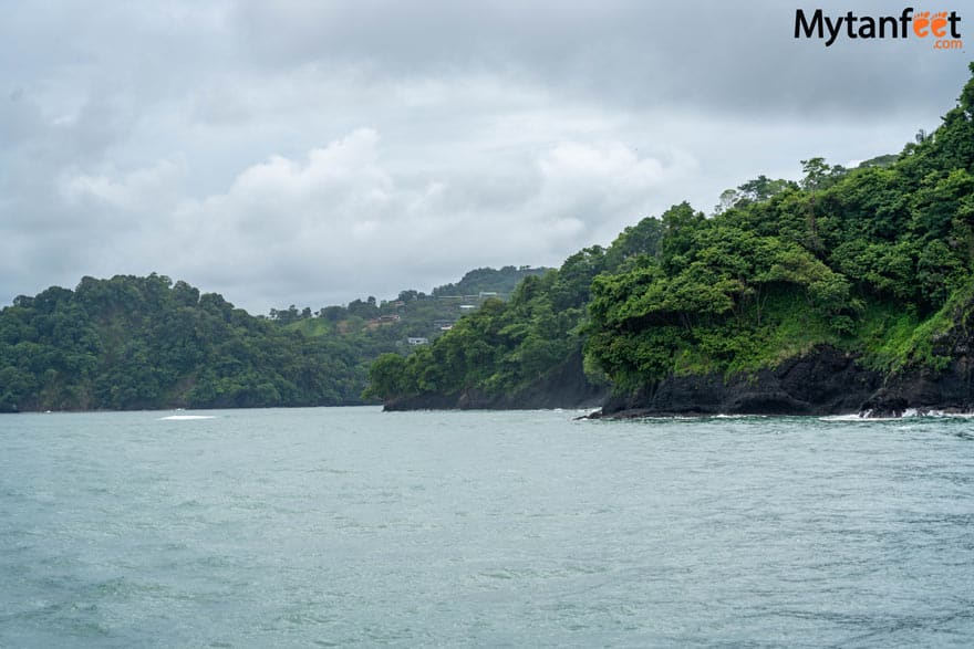 Manuel Antonio catamaran cruise