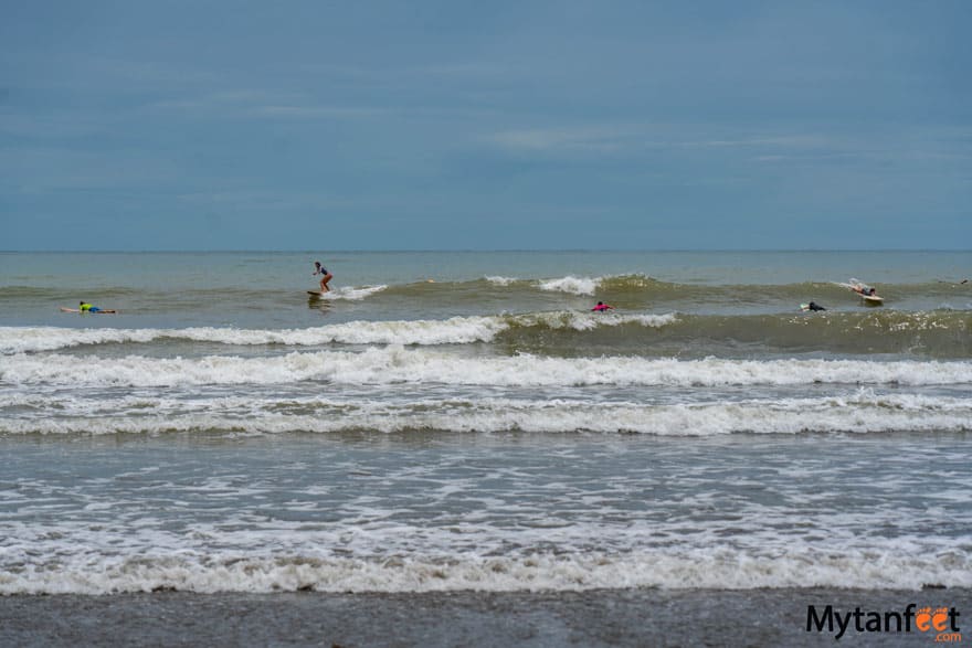 Dominicalito Surfing