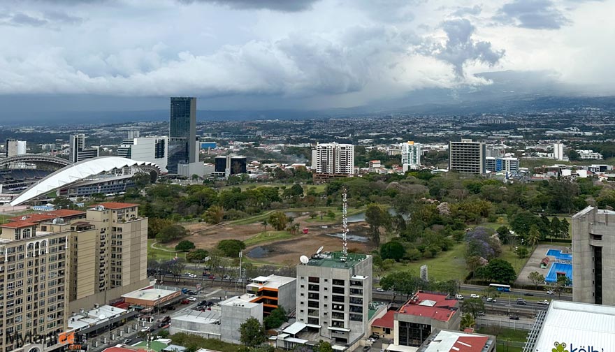 la sabana park and national stadium