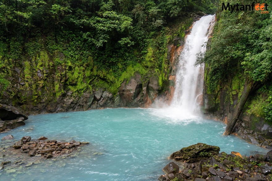 Rio Celeste Catarata - Waterfall 