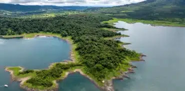 arenal lake by boat and peninsula trail tour booking page featured image