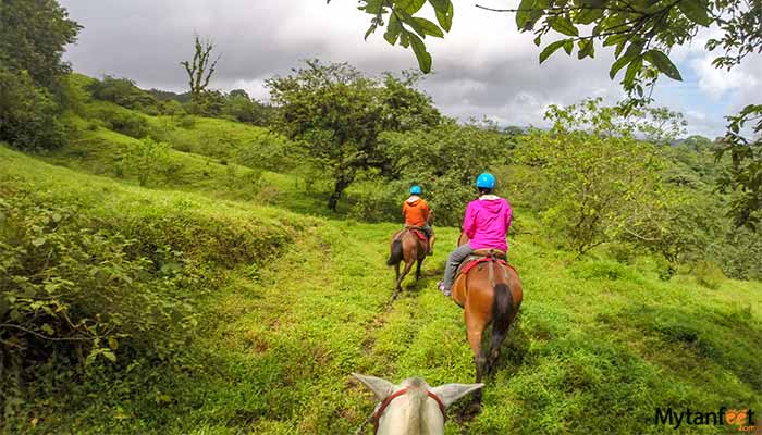 arenal-horseback-riding-image-gallery-3 horseback riding to arenal volcano