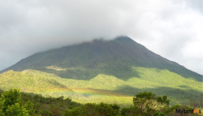 arenal-volcano-hike-and-hot-springs-with-meal--2 arenal volcano