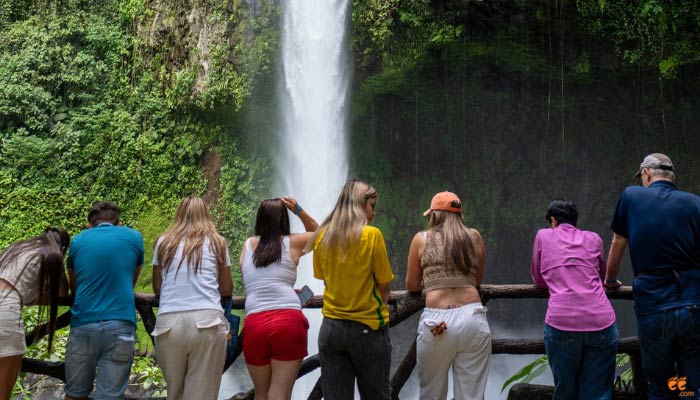 hiking-lovers-fortuna-waterfall hiking lovers fortuna waterfall