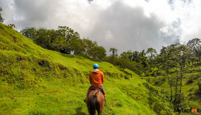 horseback-riding-and-la-fortuna-waterfall-1 horseback riding and la fortuna waterfall