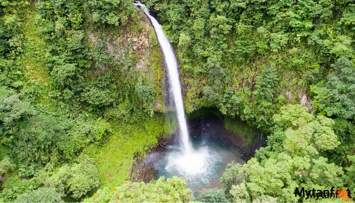 natwell-arenal-volcano-hike-la-fortuna-waterfall-4 natwell arenal volcano hike la fortuna waterfall
