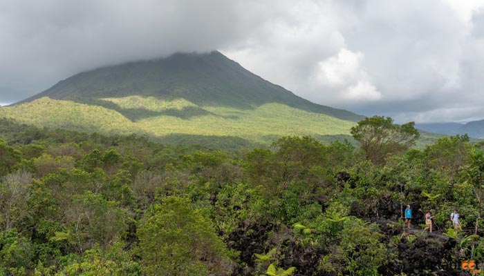 natwell-arenal-volcano-hike-la-fortuna-waterfall natwell arenal volcano hike la fortuna waterfall