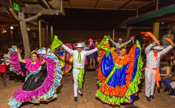 mirador-tiquicia-san-jose-dinner-show-main-booking