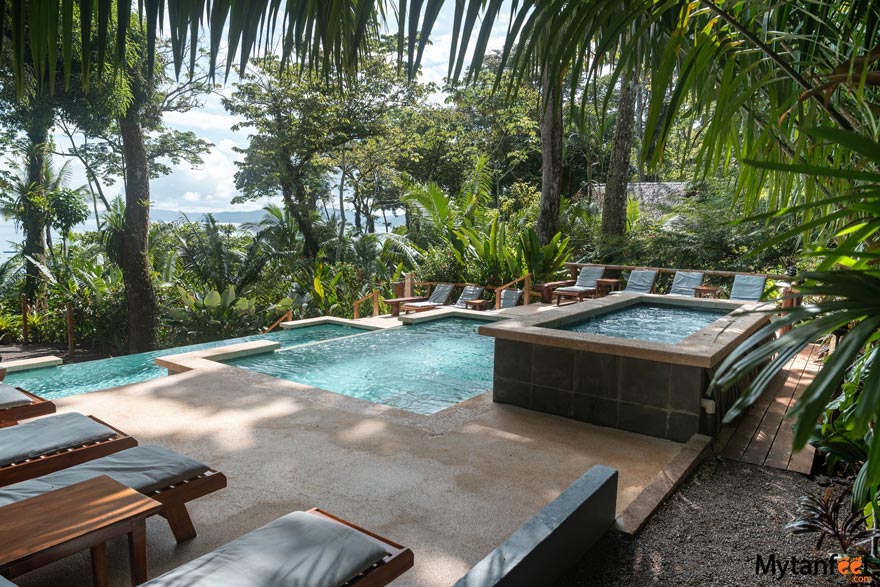 Copa de Arbol Resort Drake Bay pool