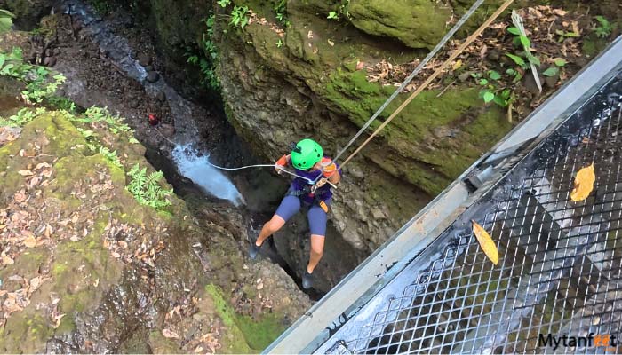 pure trek canyoning gallery image