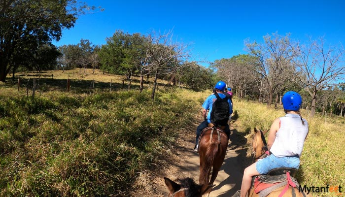 hacienda guachipelin one day tours 