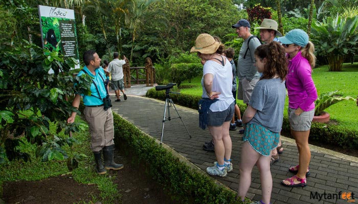 hire a guide in la fortuna
